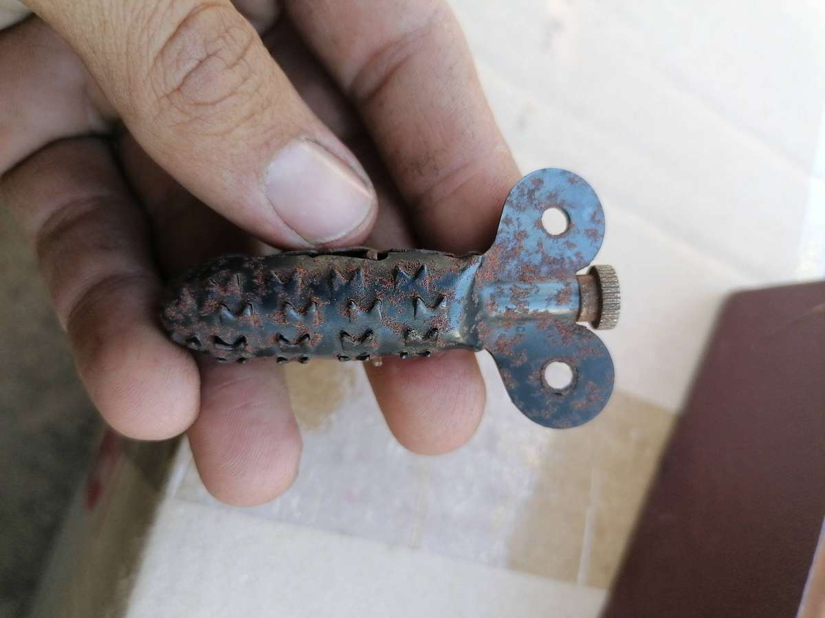 Vintage pype with box and pipe reamer