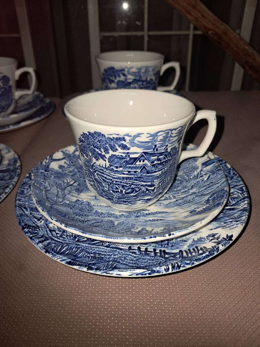 Ridgeway Ironstone Staffordshire England. Per per trio