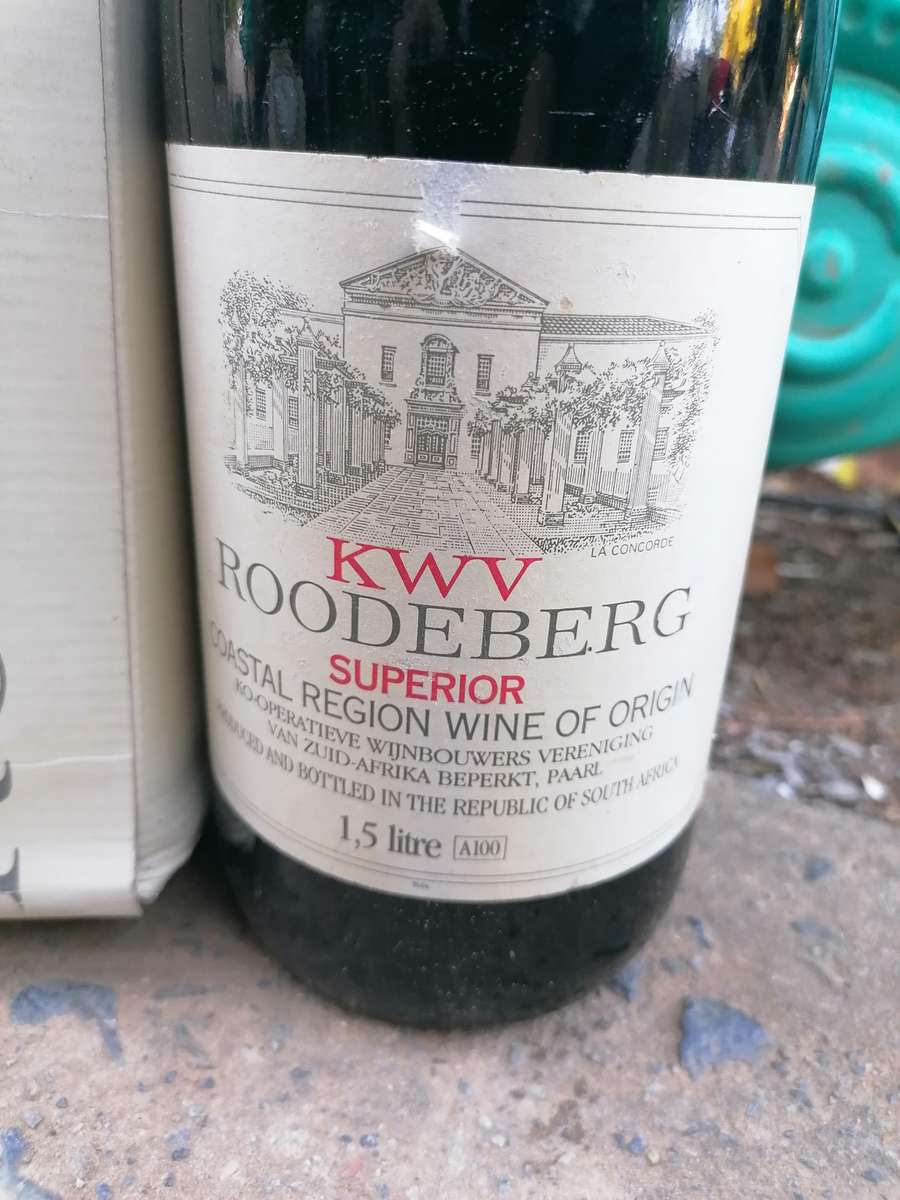 VINTAGE 1981 (43yrs old) KWV ROODEBERG MAGNUM 1.5 LITER