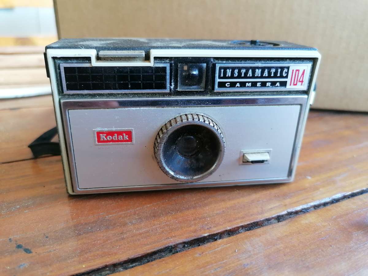 Vintage Kodak instamatic camera 104.not tested