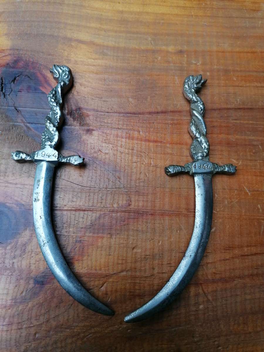 Firenze 1944 ww2 daggers bid per item