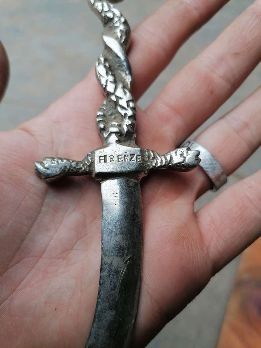 Firenze 1944 ww2 daggers bid per item