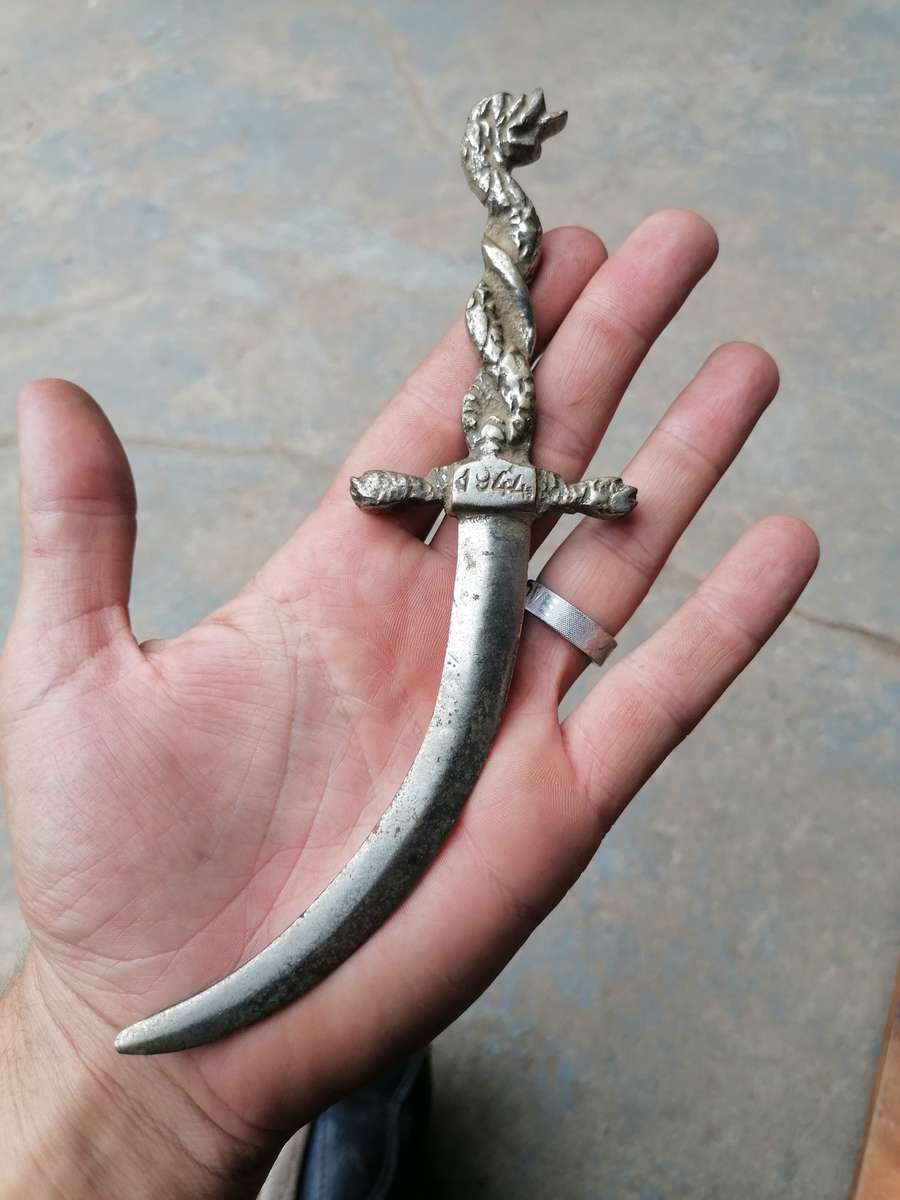 Firenze 1944 ww2 daggers bid per item