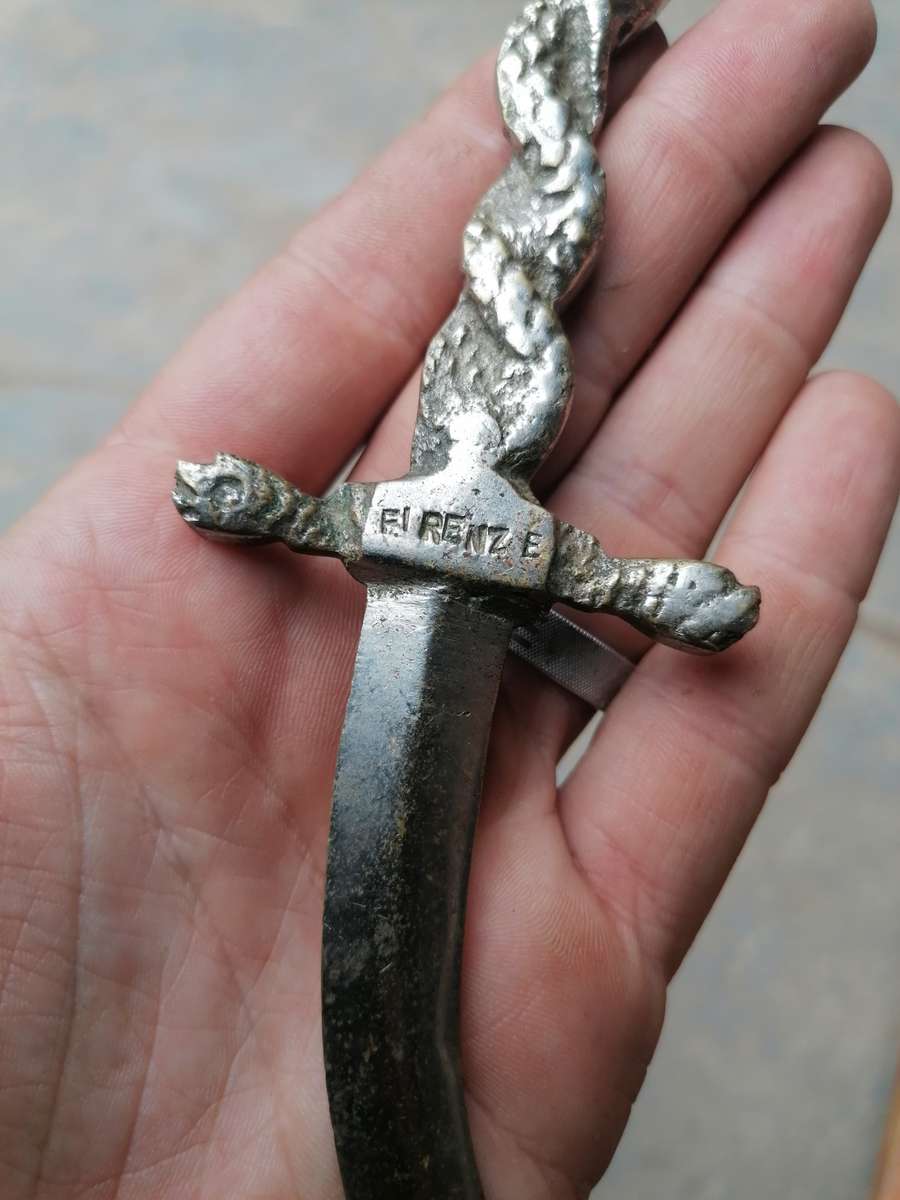 Firenze 1944 ww2 daggers bid per item