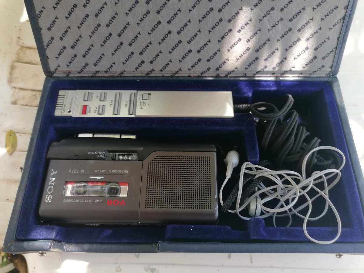 Rare find in working condition Sony voice operated recorder with remote