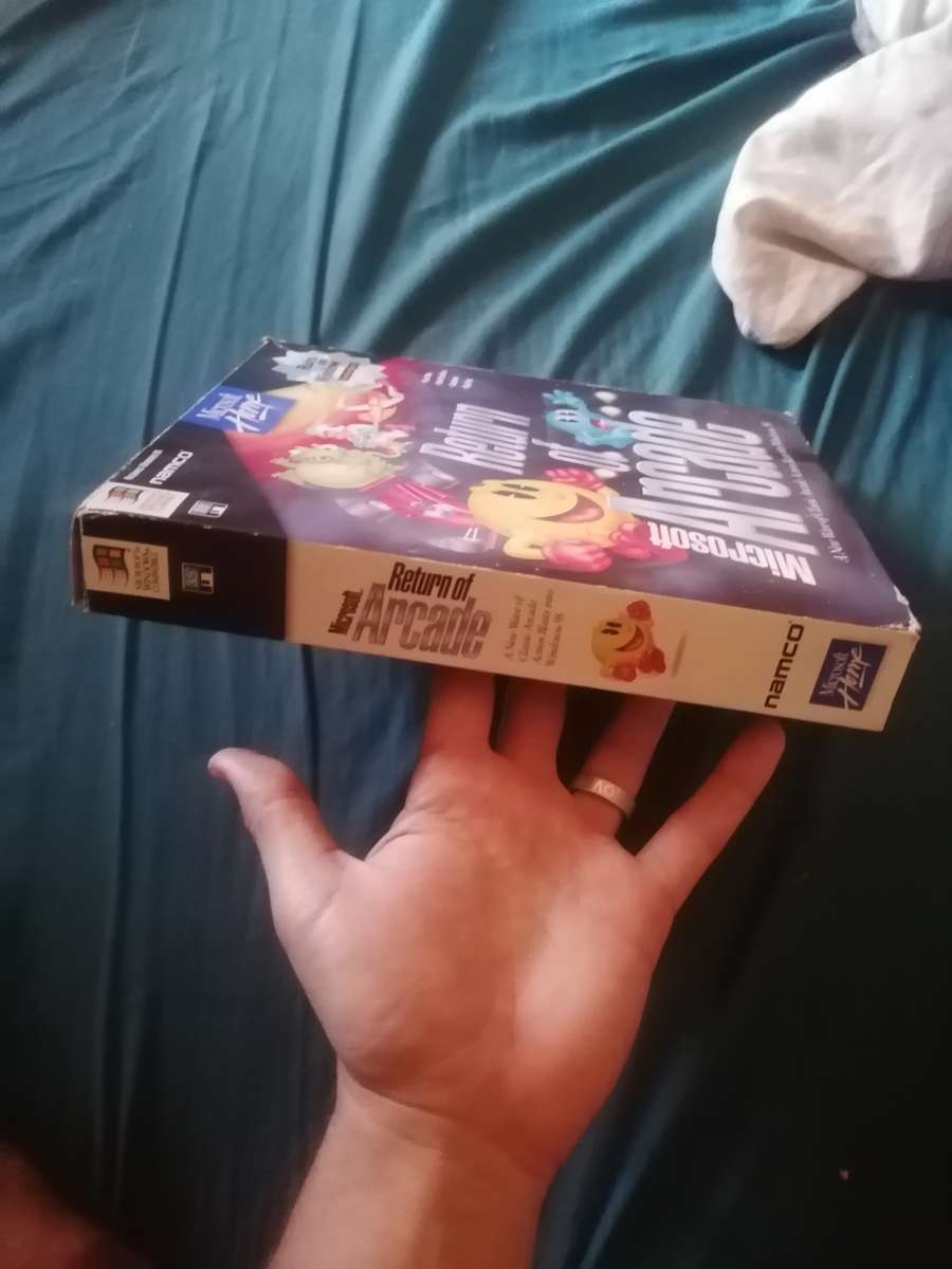 Microsoft Return of Arcade PC Game 1995 Original Windows 95 Vintage