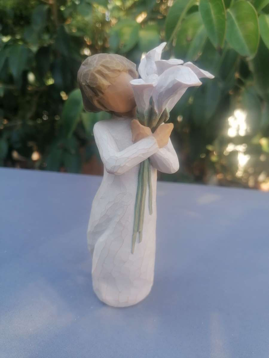 Small Willow Tree BEAUTIFUL WISHES Demdaco Susan Lordi 2010 cost near R700 new