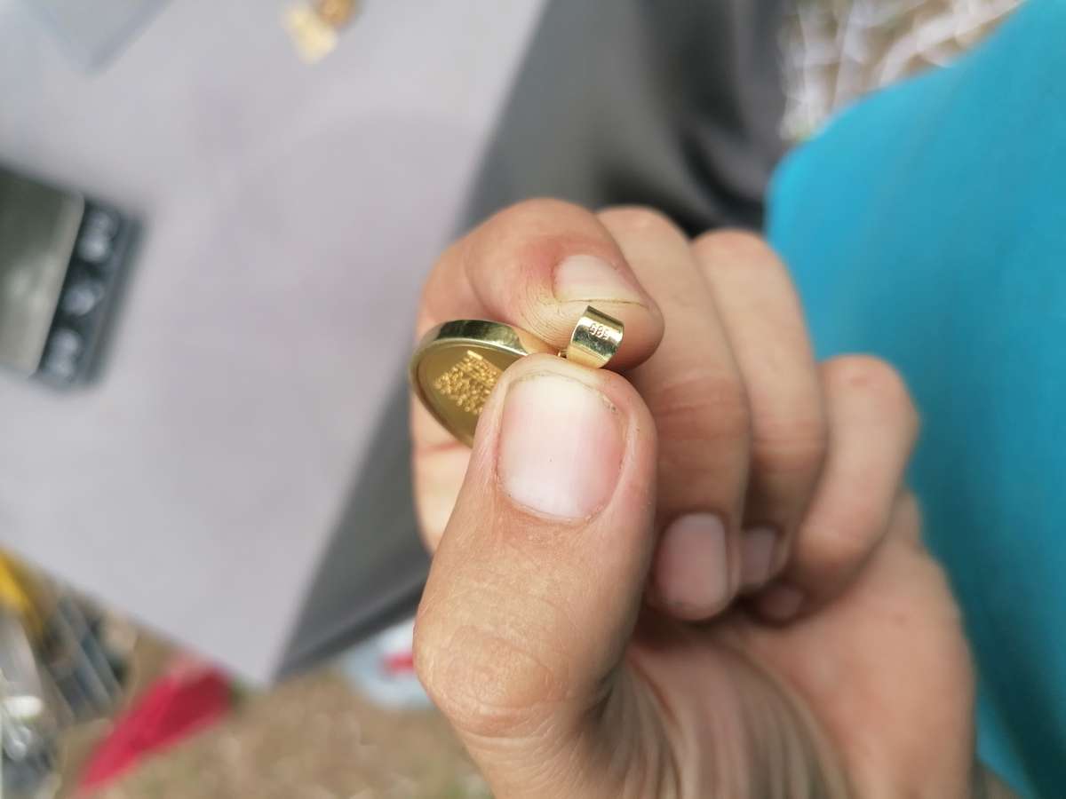 14ct gold a commemorative medal from the DRK Schwesternschaft (German Red Cross Sisterhood)