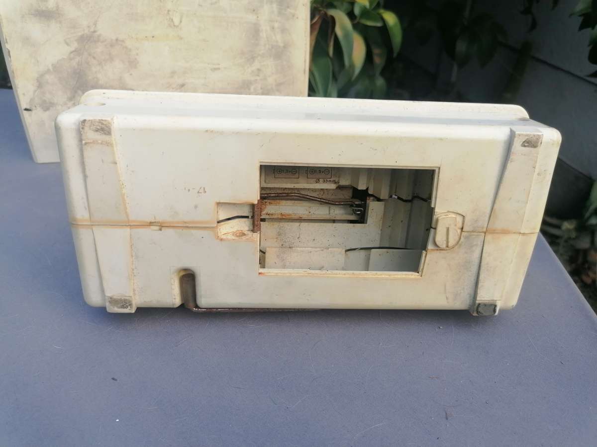 1960S LITTLE GOLDEN PANORAMIC SEWING MACHINE