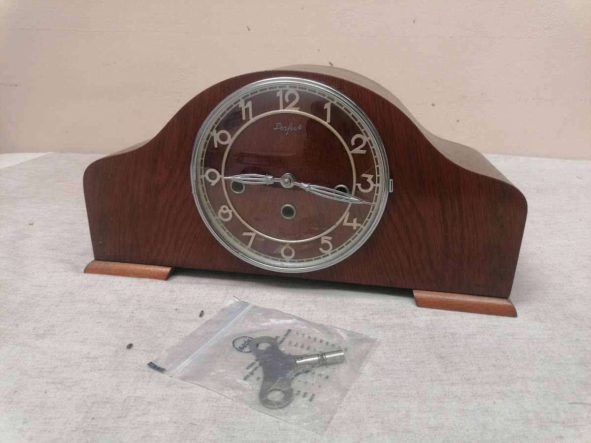 Vintage made in Germany mantal clock with key
