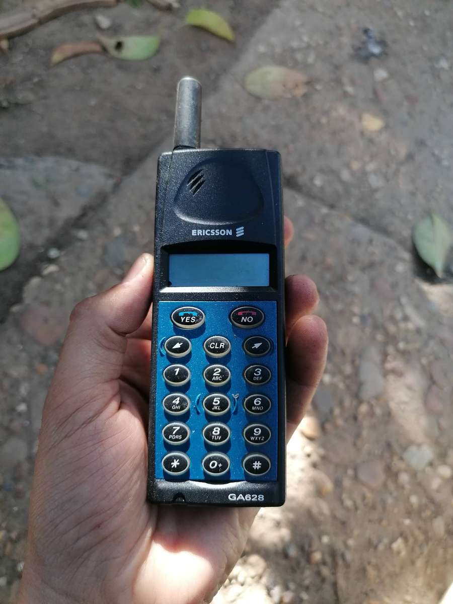 Ericsson GA628 GA 628 Mobile Phone - Vintage GSM
