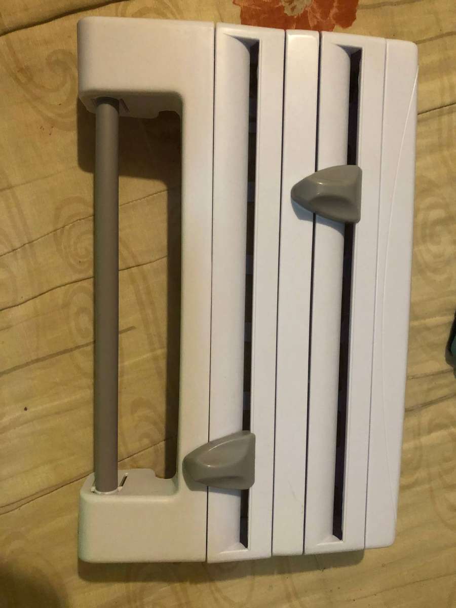 Kitchen Roll Dispenser