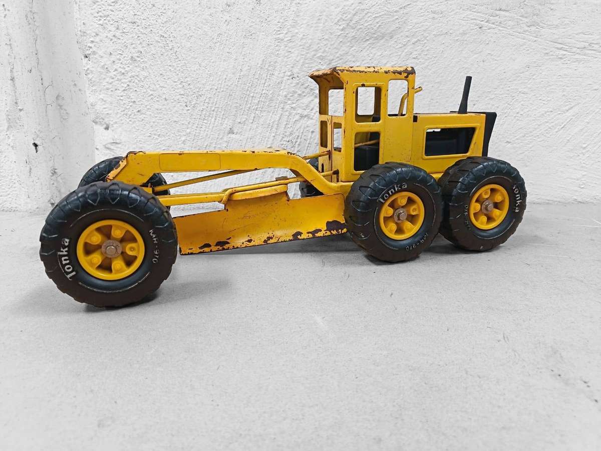 Tonka Road Grader **CRAZY R1 AUCTION**