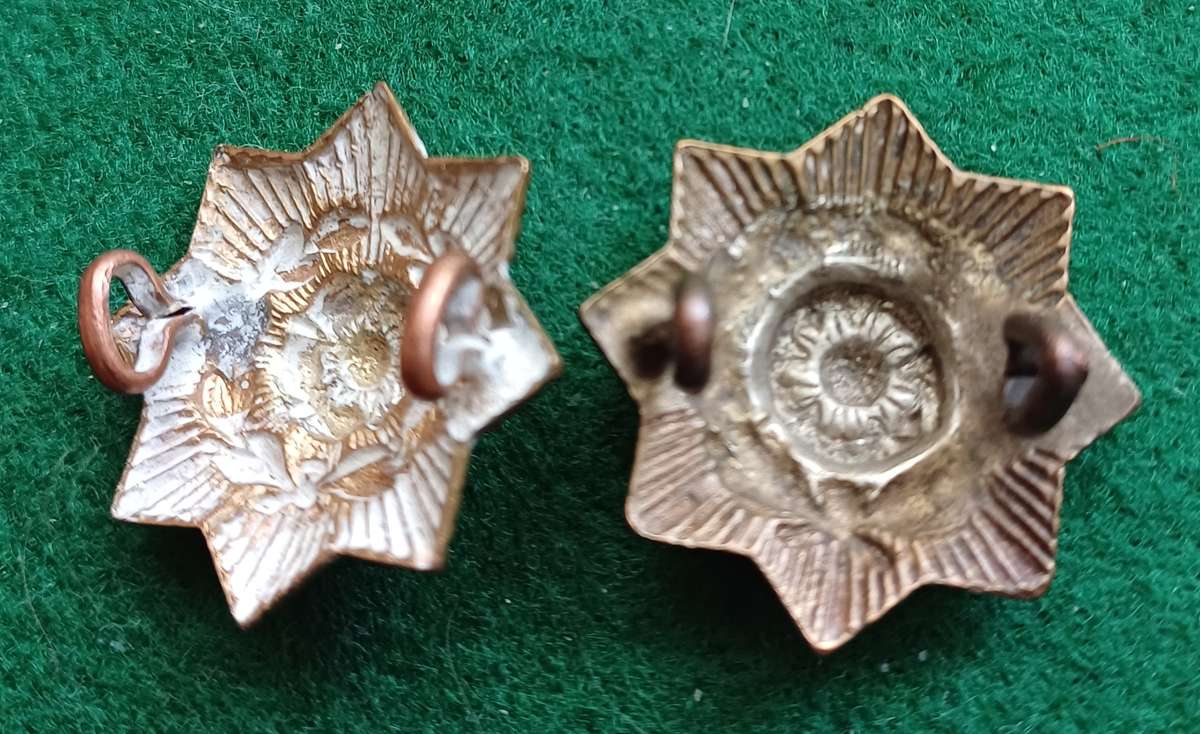 British Army, The East Yorkshire Regt, BiM collars, pair