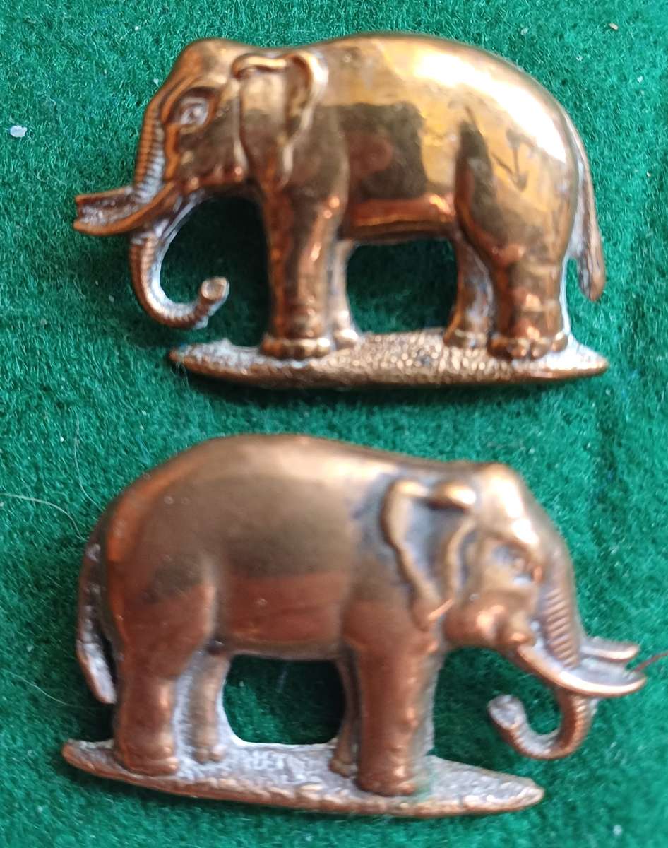 British Army, Seaforth Highlanders set of 4, brass collars