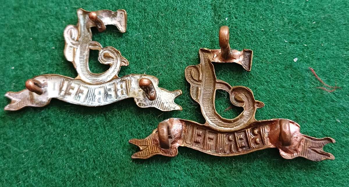 British Army, Seaforth Highlanders set of 4, brass collars