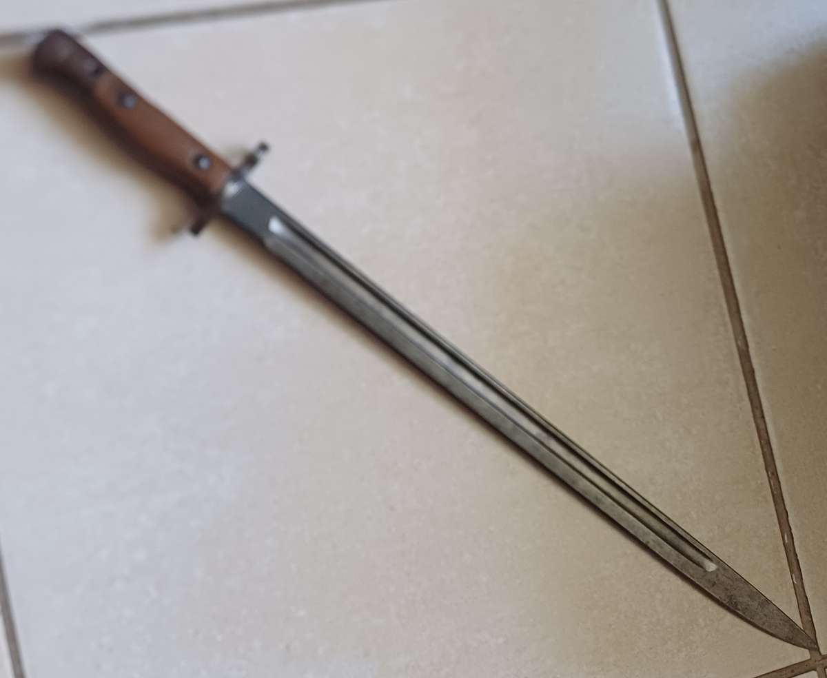 LE 1907 Bayonet by Sanderson, issued 1917, no scabbard