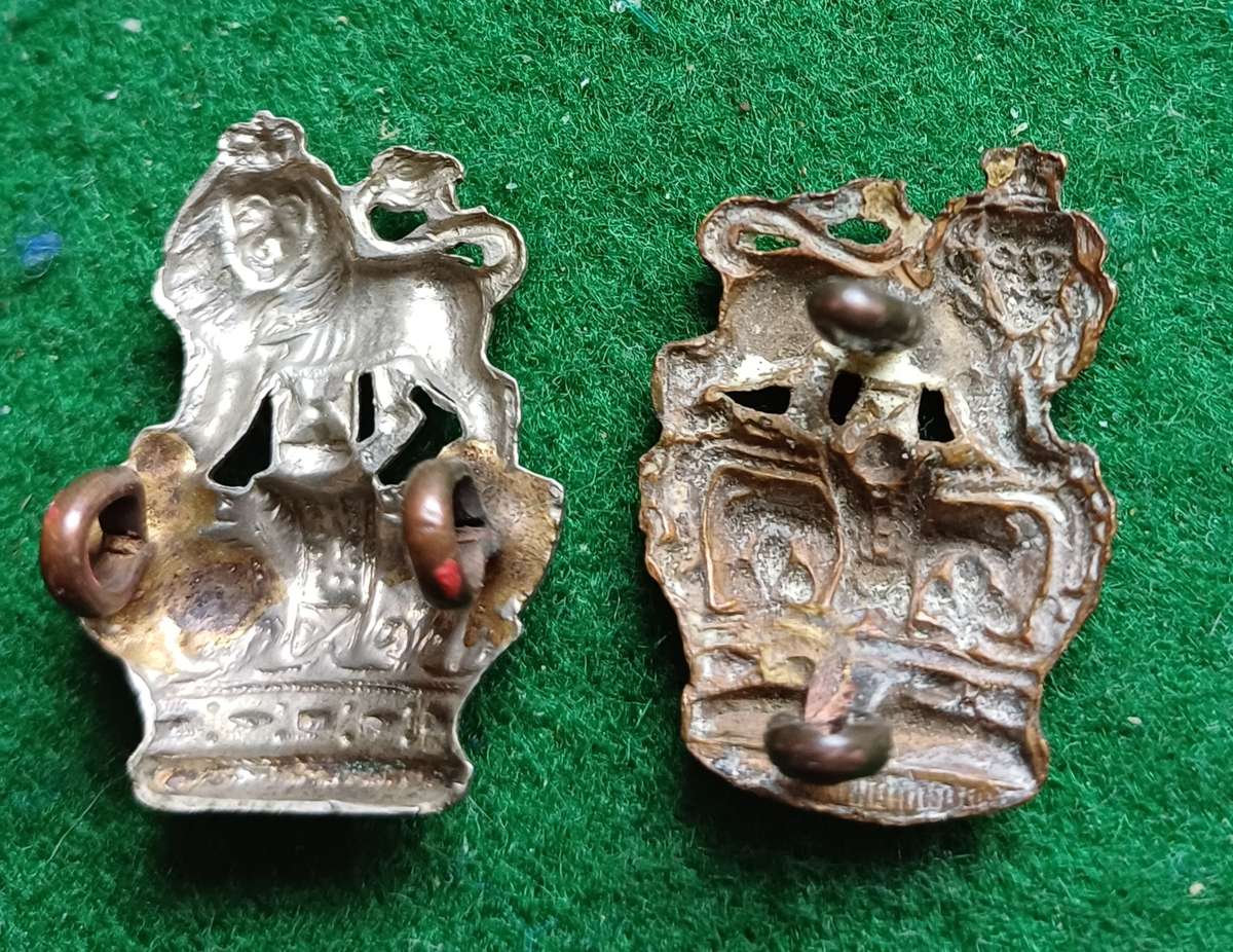 British Army, Victorian Imperial crown 1x brass & 1x WM Royal Crest, pos from 2 piece badge