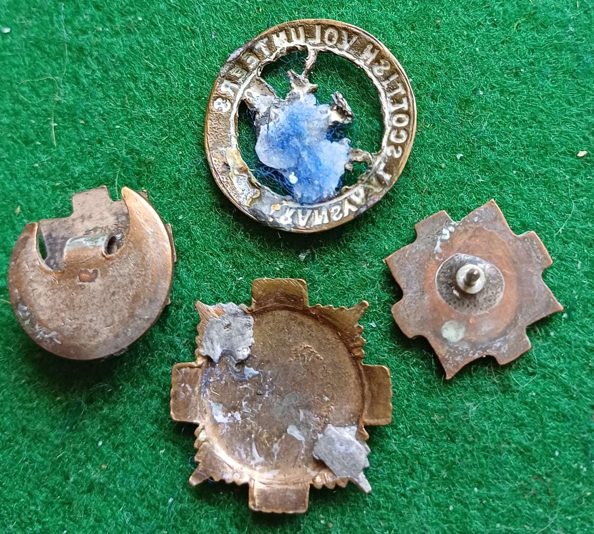 SA Transvaal Scottish Sweetheart badges x 4, inc TS Volunteers.