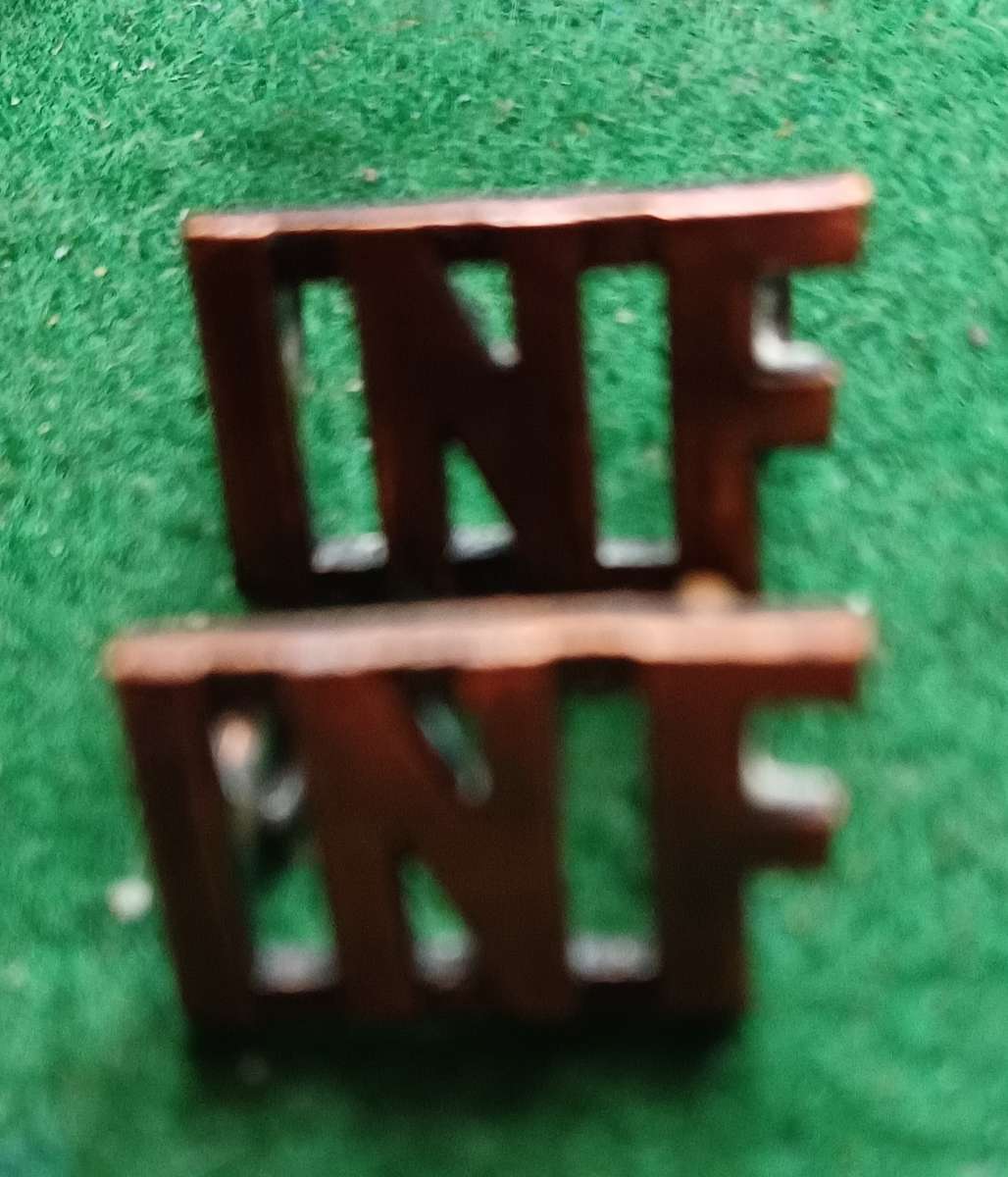 Unknown  bronze "INF" titles pair, pos Australian