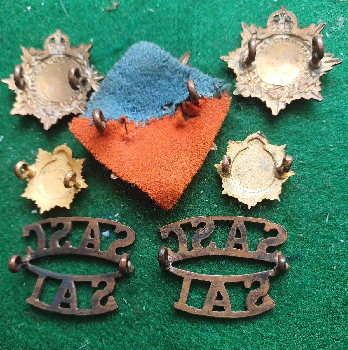SA UDF SA Service Corps Brass Cap badge with flash, collars, mess dress collars and titles