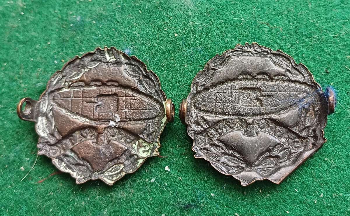 SA UDF, SA Tank Corps blackened collars facing pair. worn 1940 - 41, O 1472 - 73