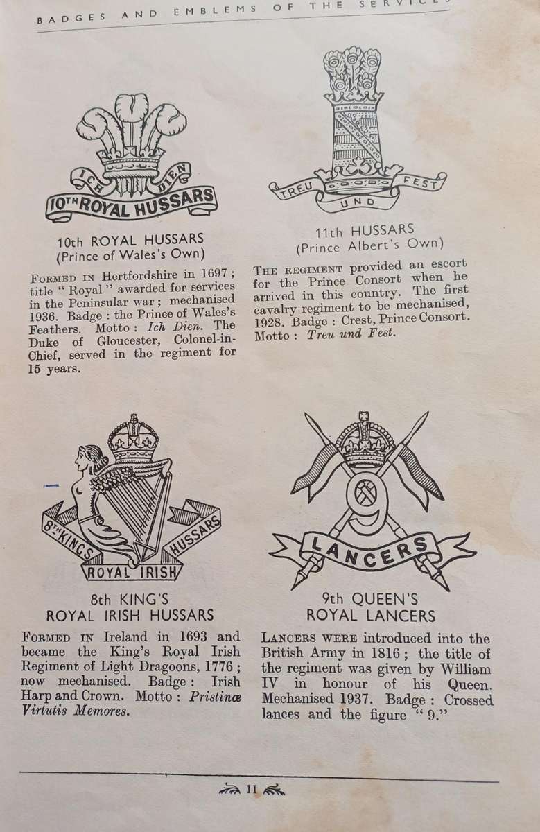 British & Commonwealth, Badges and emblems of the services book. 346 Illustrations and histories