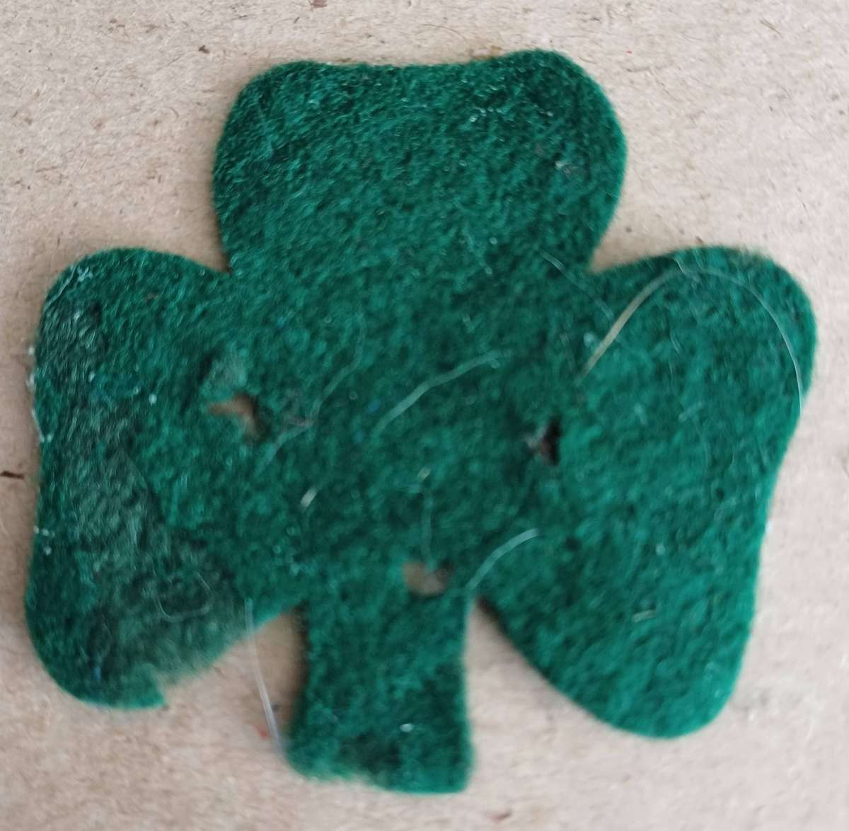 SA Irish, green badge backing