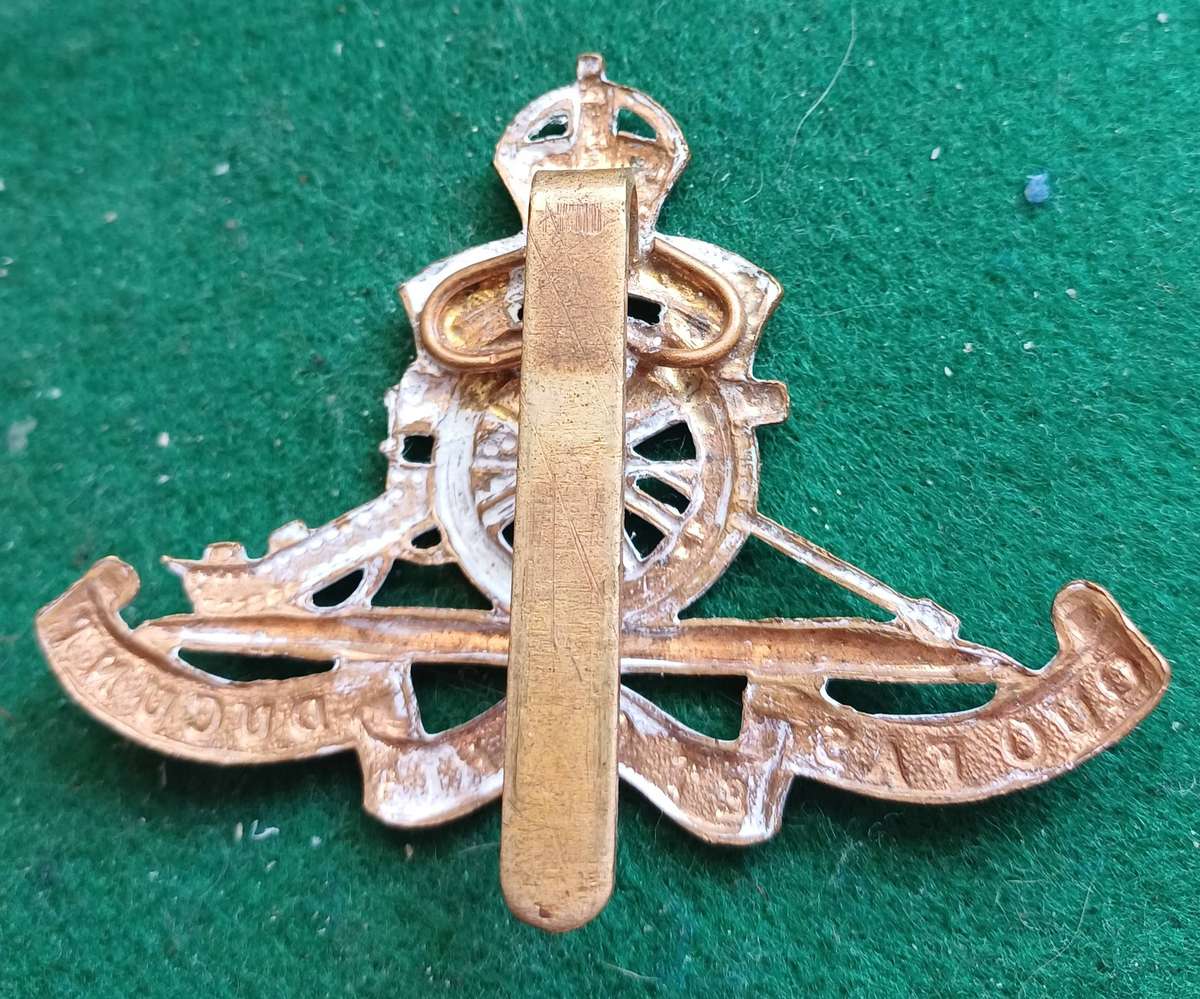 British Army, Royal Artillery brass cap badge