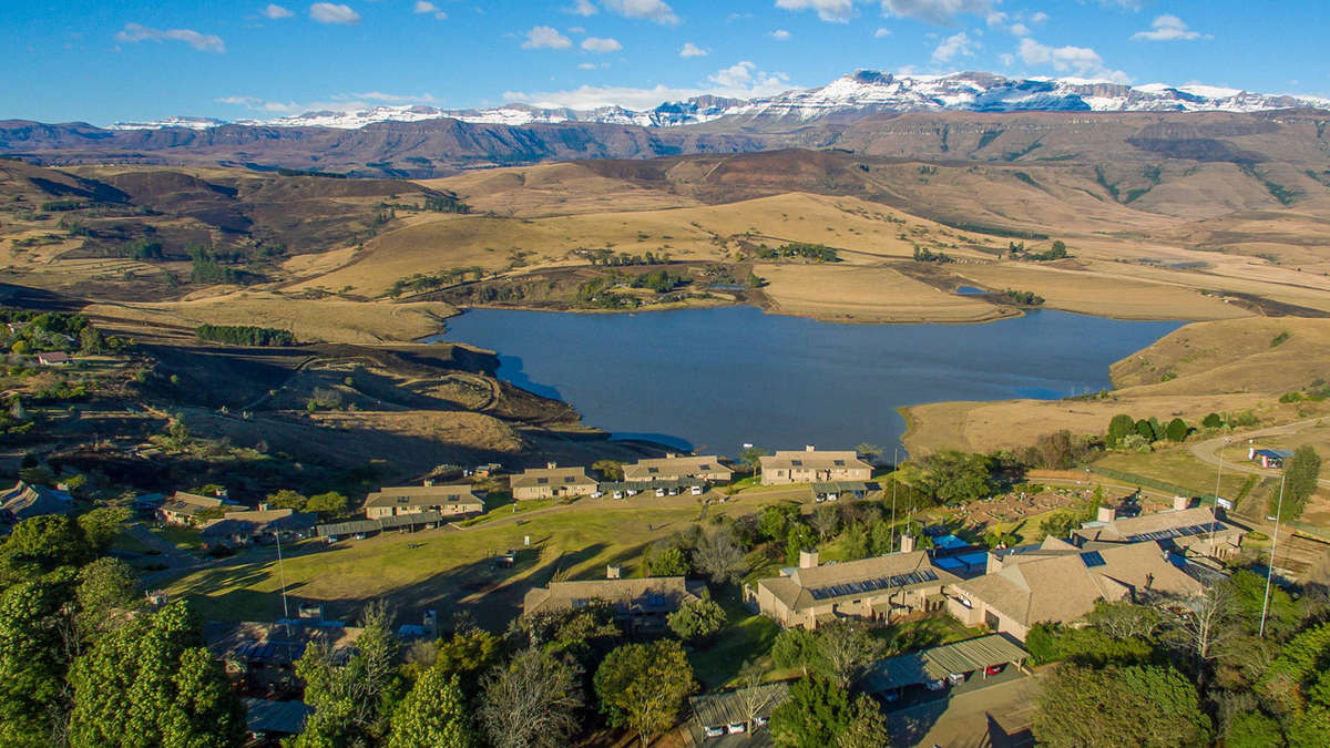 Midweek @ Caley Lodge, Cathkin Park, Drakensberg from  18 - 22 May 2026(4 Nights)2 Bedroom/sleeps 6