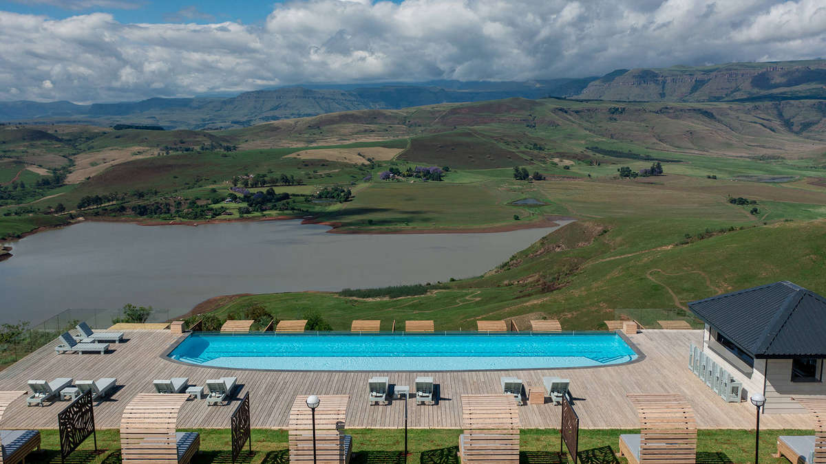 Midweek @ Caley Lodge, Cathkin Park, Drakensberg from  18 - 22 May 2026(4 Nights)2 Bedroom/sleeps 6