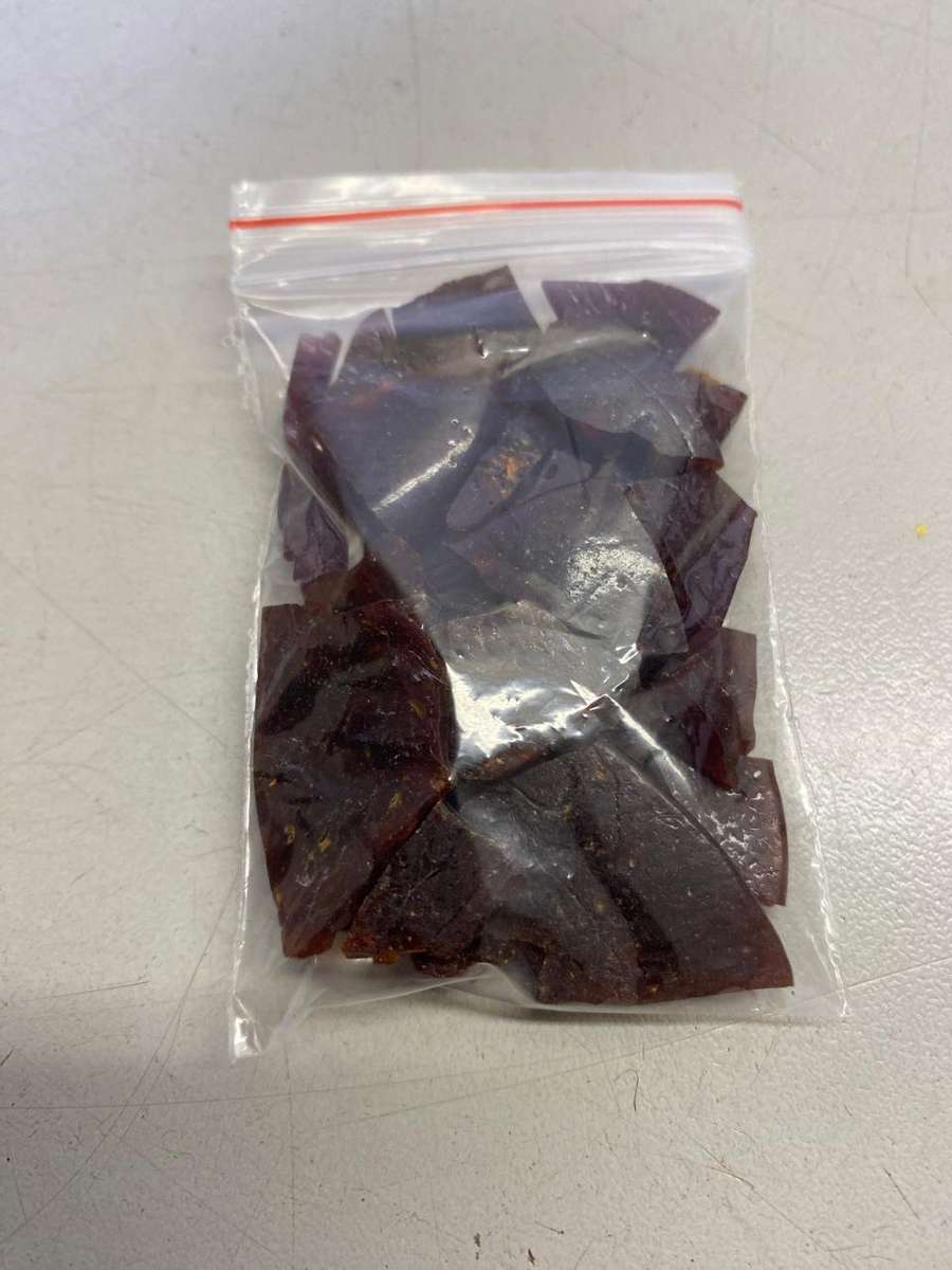 Shellac flakes & buttons