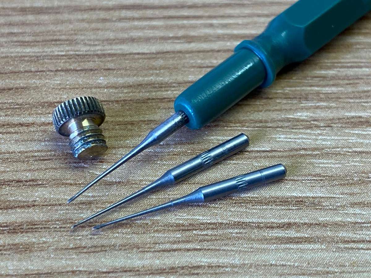 Moebius watch oil & Swiss made applicator