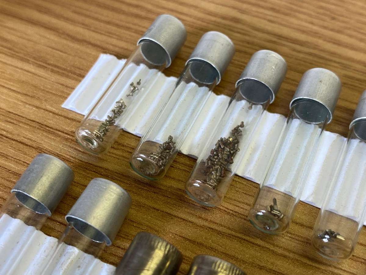 BERGEON - assortment of watch screws