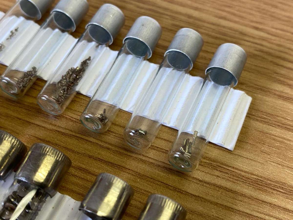 BERGEON - assortment of watch screws