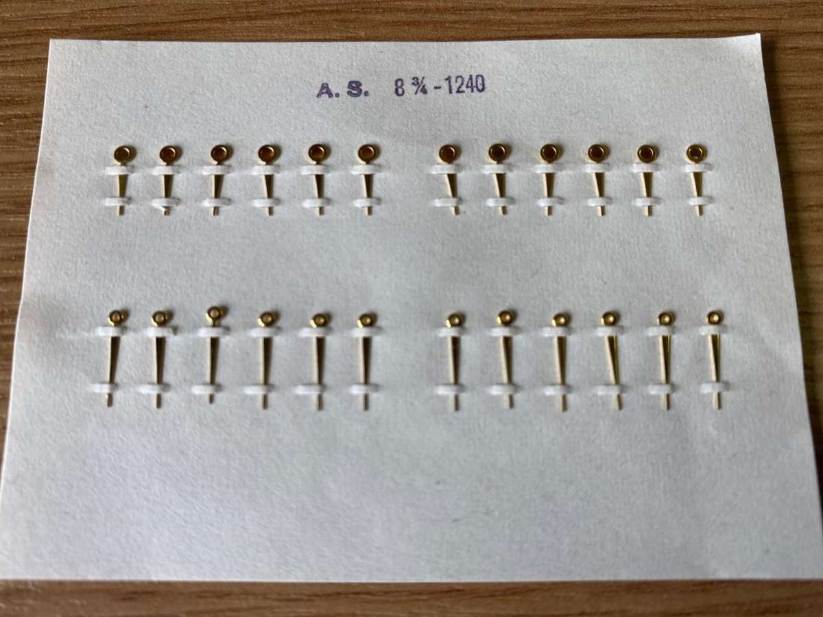 AS 1240 - paired hour & minute hands