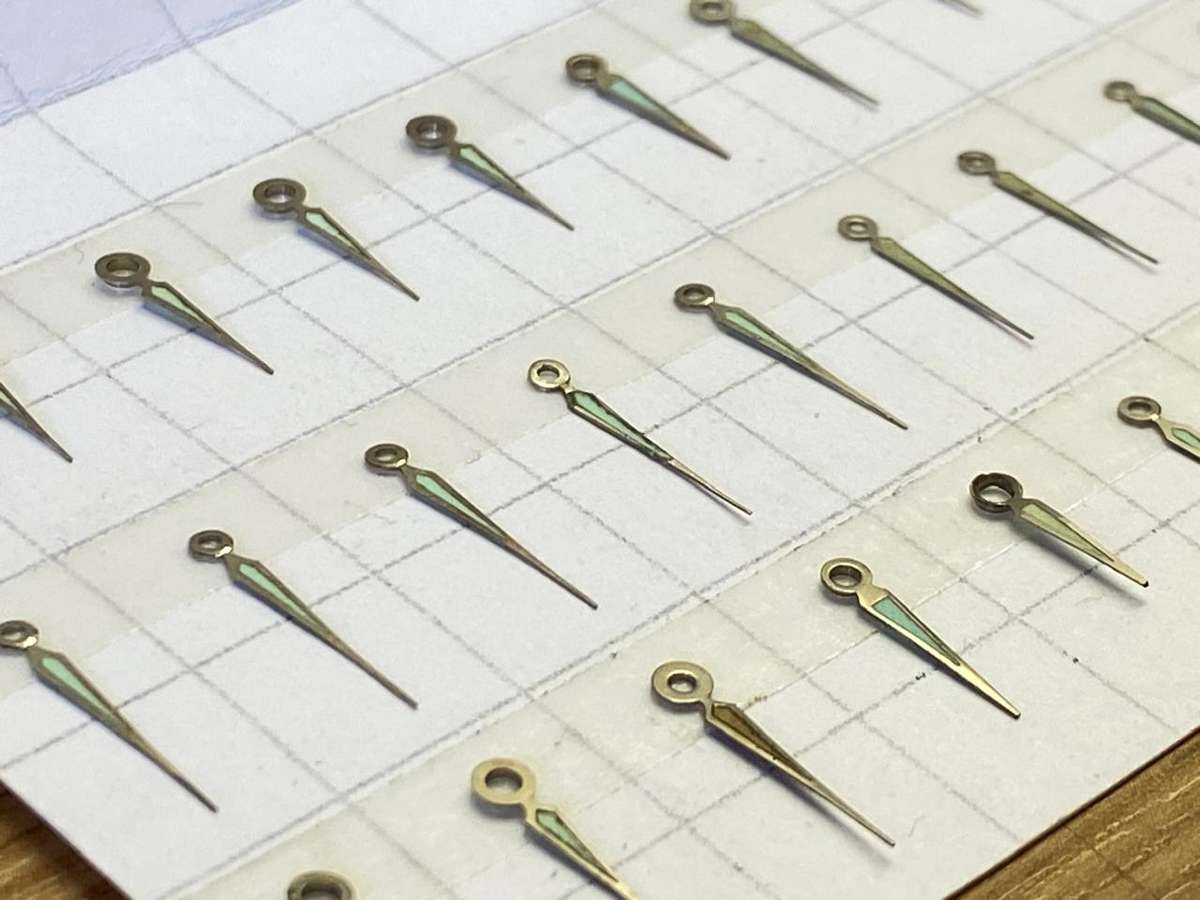 Hour & minute hands for watch - silver lumed