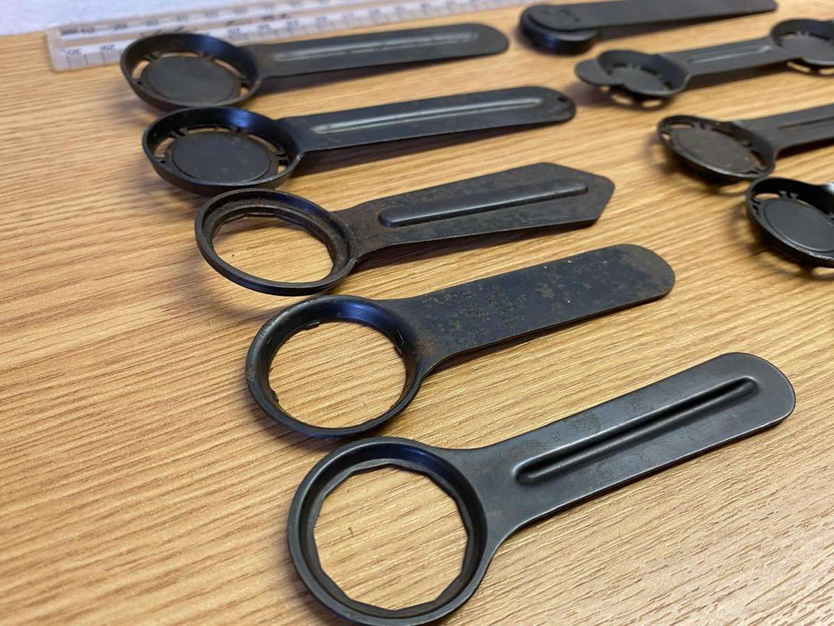 Watch case opening wrenches x 10 - lot 2