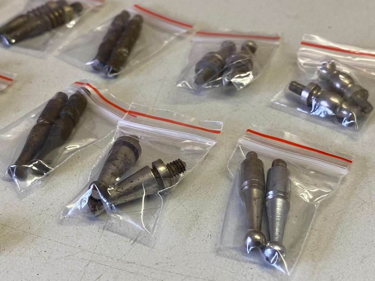 Clock parts - 11 pairs