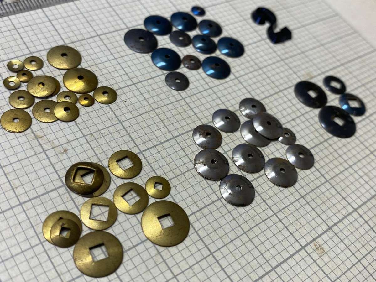 Clock hand washers - lot 2