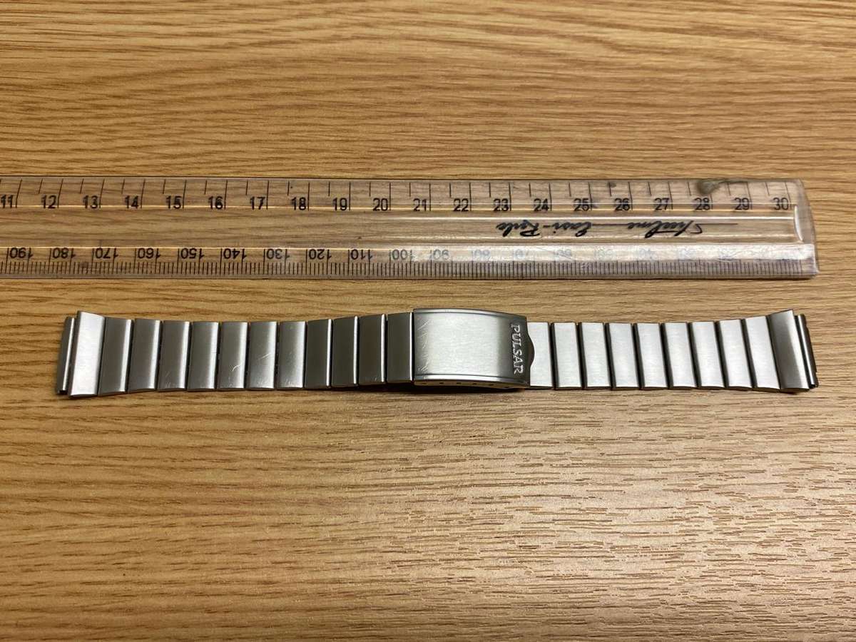 PULSAR - 18mm stainless steel bracelet