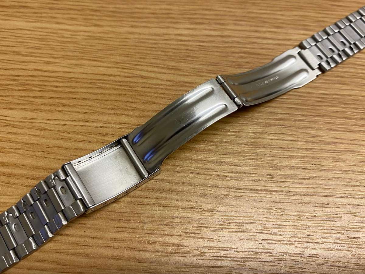 PULSAR - 18mm stainless steel bracelet