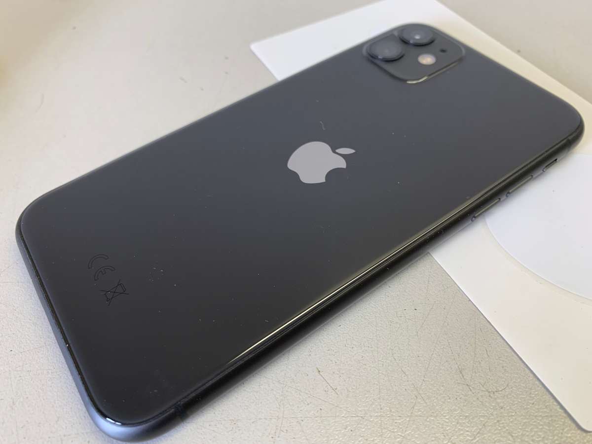 Apple iPhone 11 64GB