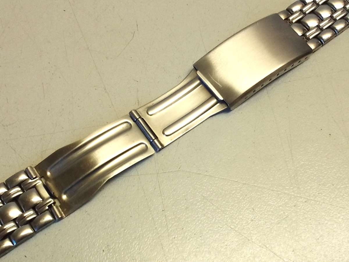 Used 20mm stainless steel bracelet