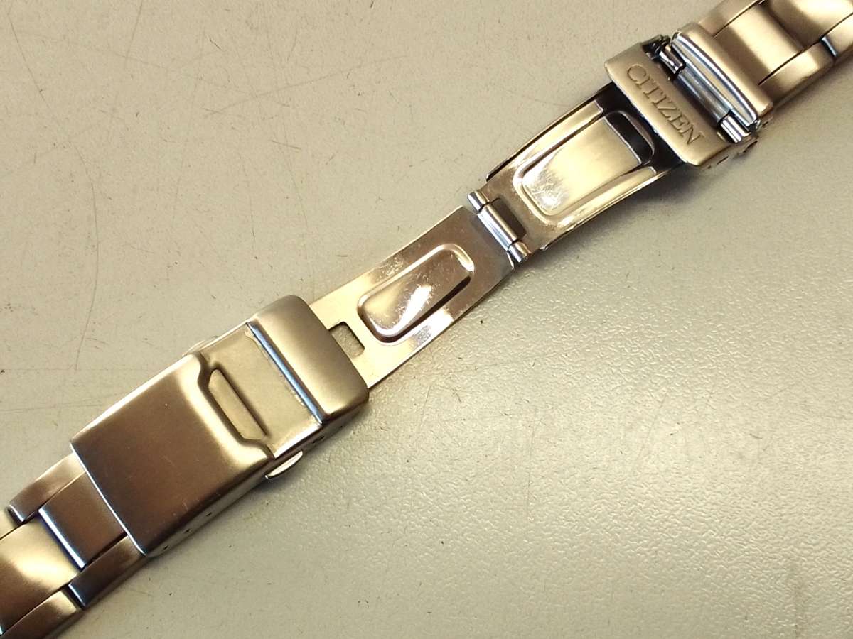 CITIZEN - used 22mm stainless steel bracelet