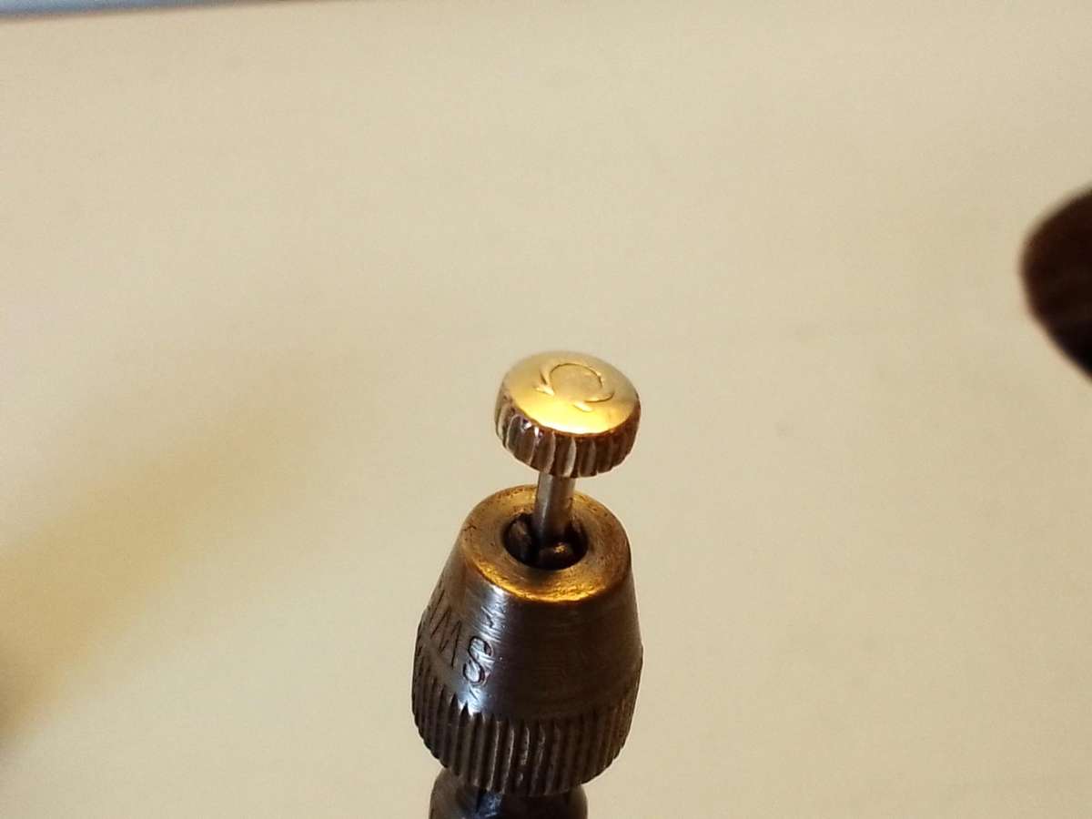 Omega gold crown - 4.5mm