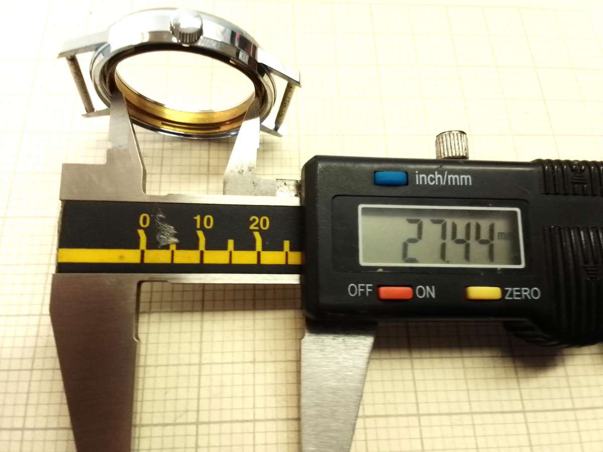 Vintage watch case - 33.5mm