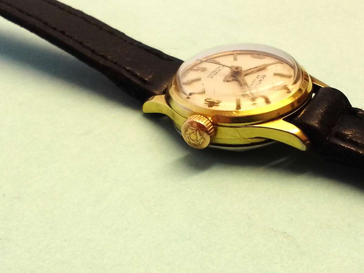 BENTLEY - vintage ladies watch