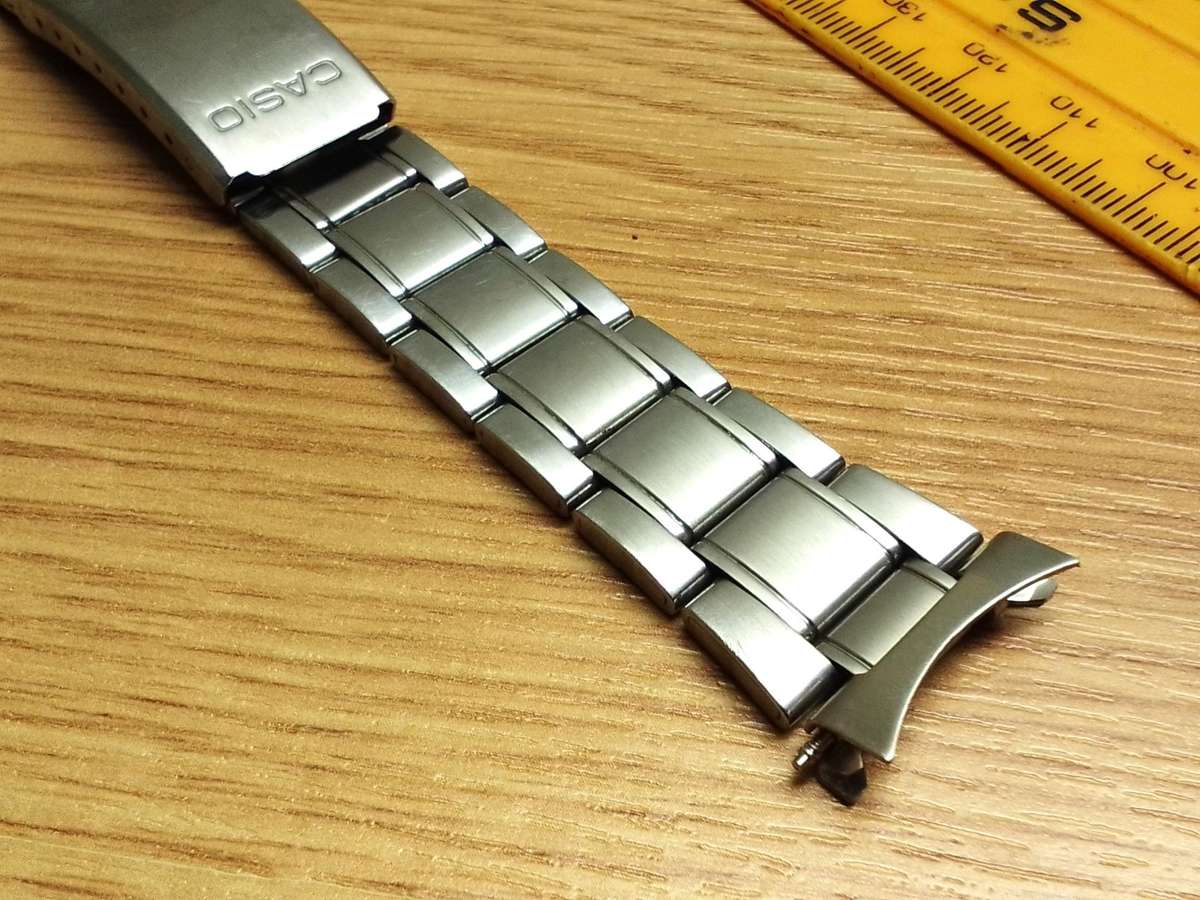 CASIO - 19mm stainless steel bracelet