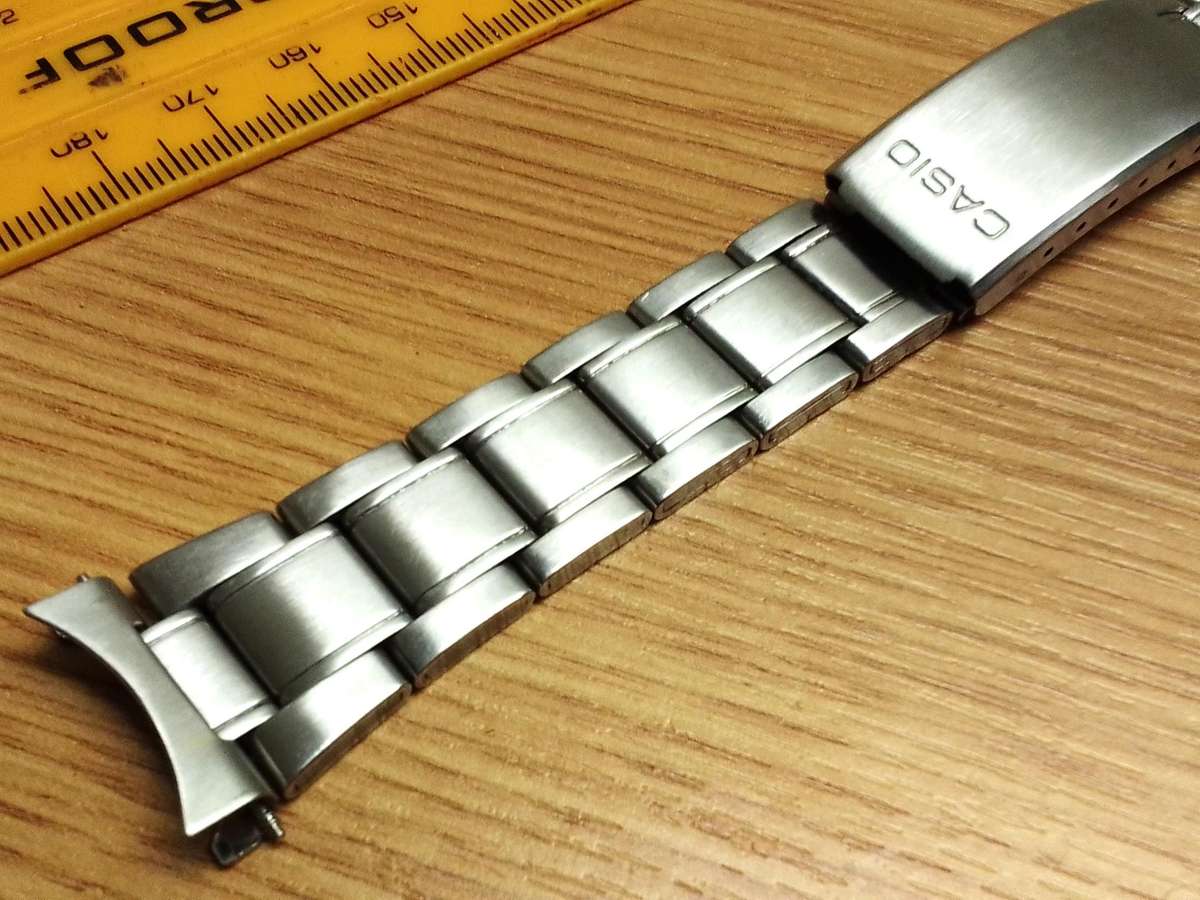 CASIO - 19mm stainless steel bracelet